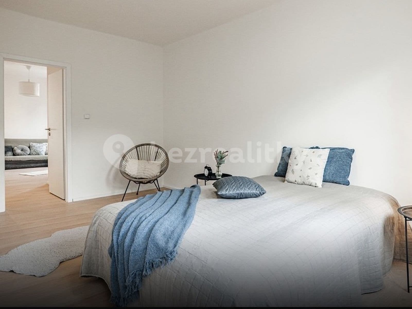 Prenájom bytu 3-izbový 50 m², U Blaženky, Praha, Praha Prenájom bytu 3-izbový 50 m², U Blaženky, Praha, Praha