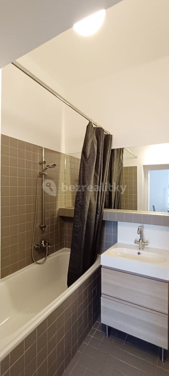 Prenájom bytu 2-izbový 47 m², Fibichova, Praha, Praha Prenájom bytu 2-izbový 47 m², Fibichova, Praha, Praha