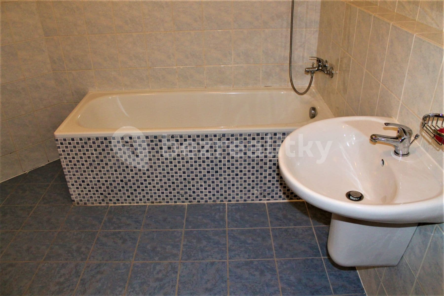 Prenájom bytu 2-izbový 81 m², Na Harfě, Praha, Praha Prenájom bytu 2-izbový 81 m², Na Harfě, Praha, Praha