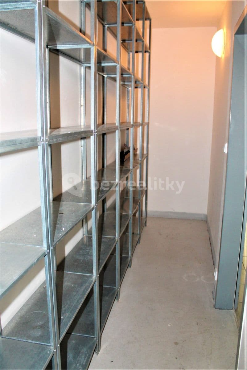 Prenájom bytu 2-izbový 81 m², Na Harfě, Praha, Praha Prenájom bytu 2-izbový 81 m², Na Harfě, Praha, Praha