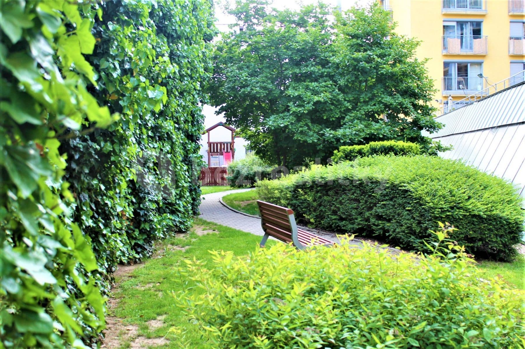 Prenájom bytu 2-izbový 81 m², Na Harfě, Praha, Praha Prenájom bytu 2-izbový 81 m², Na Harfě, Praha, Praha