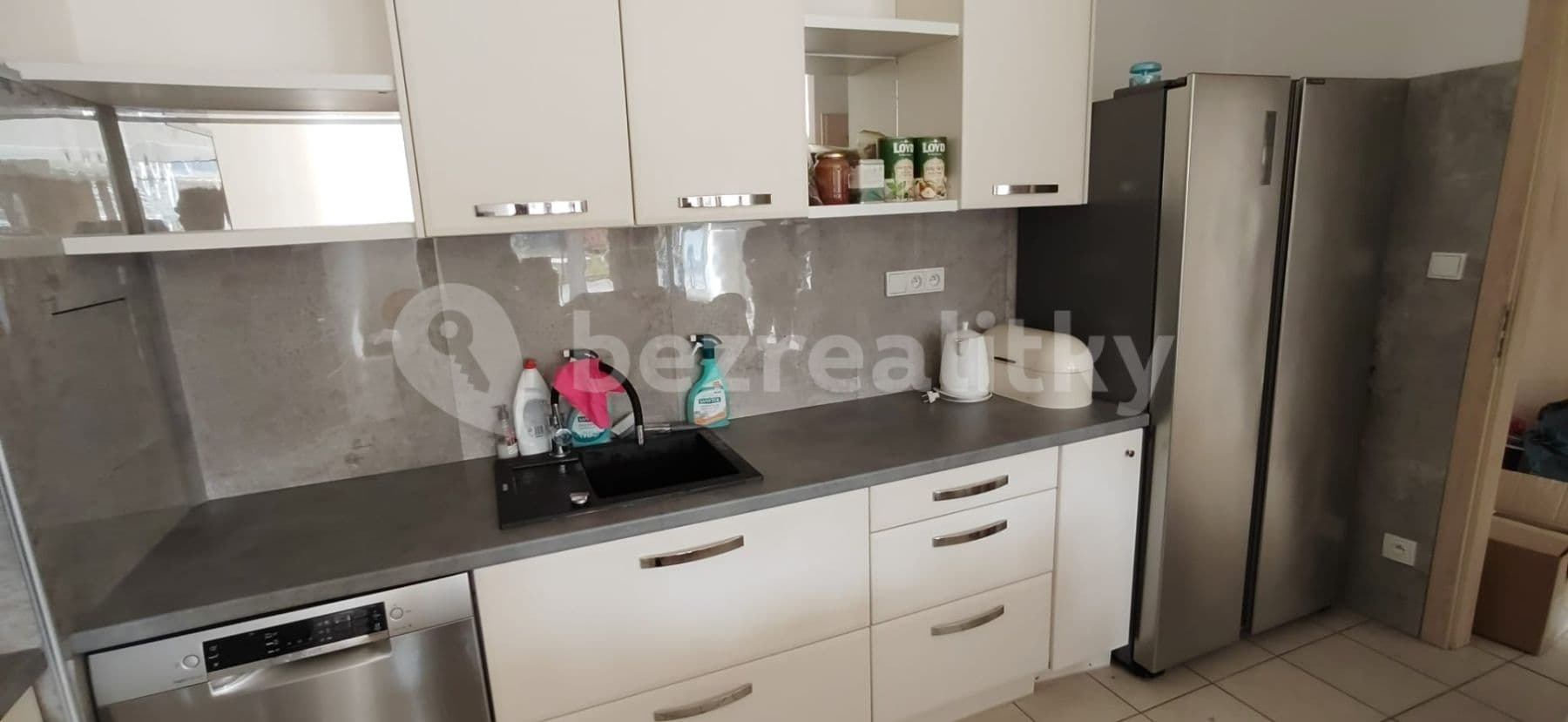 Prenájom bytu 2-izbový 81 m², Na Harfě, Praha, Praha Prenájom bytu 2-izbový 81 m², Na Harfě, Praha, Praha