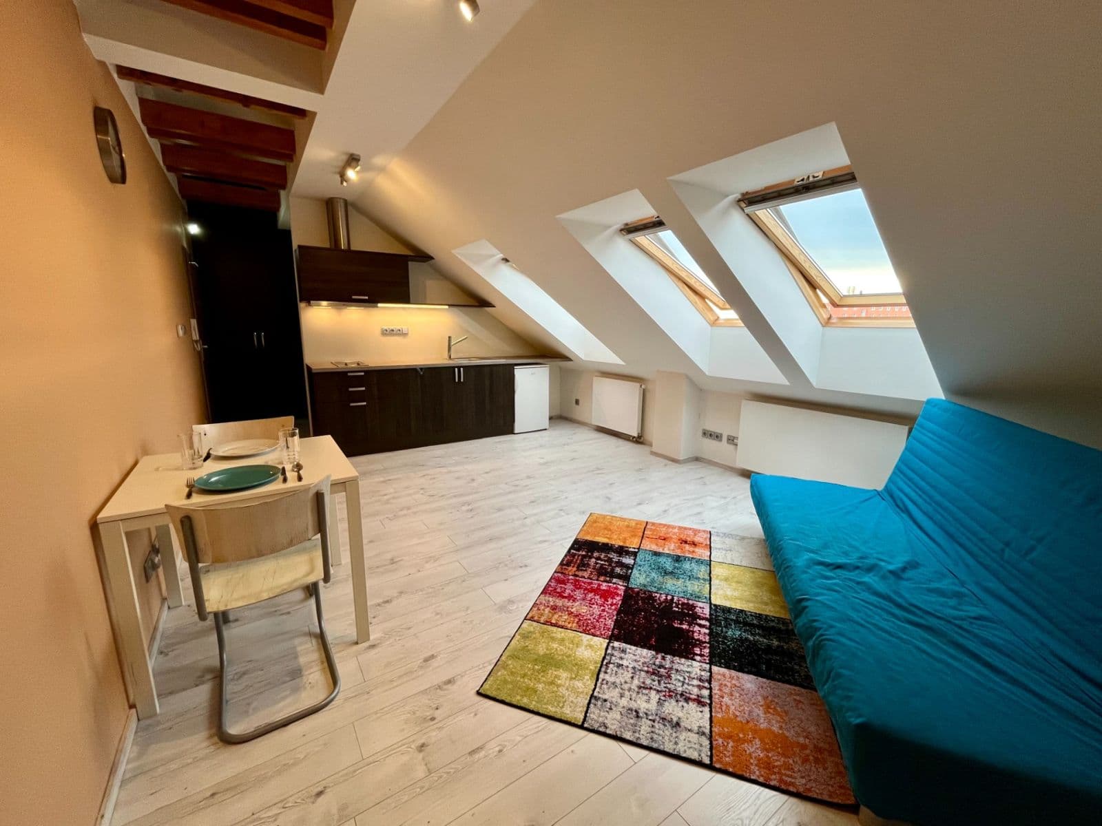 Prenájom bytu 1-izbový 37 m², Sudova, Plzeň, Plzeňský kraj Prenájom bytu 1-izbový 37 m², Sudova, Plzeň, Plzeňský kraj