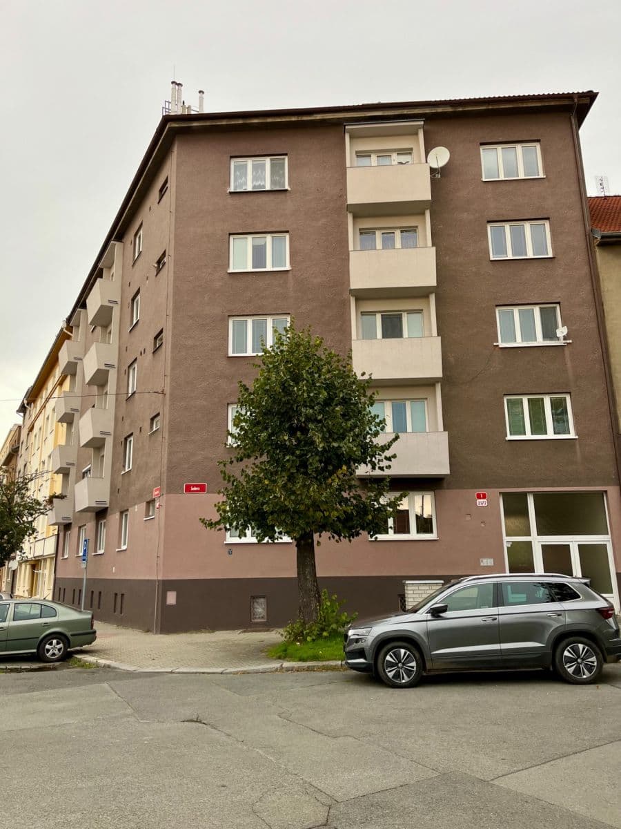 Prenájom bytu 1-izbový 37 m², Sudova, Plzeň, Plzeňský kraj Prenájom bytu 1-izbový 37 m², Sudova, Plzeň, Plzeňský kraj