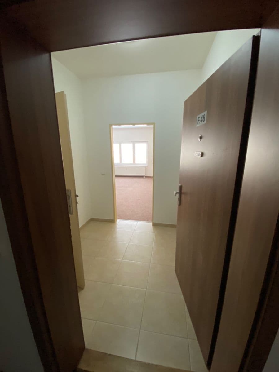Prenájom bytu 1-izbový 35 m², Otvovice, Středočeský kraj Prenájom bytu 1-izbový 35 m², Otvovice, Středočeský kraj