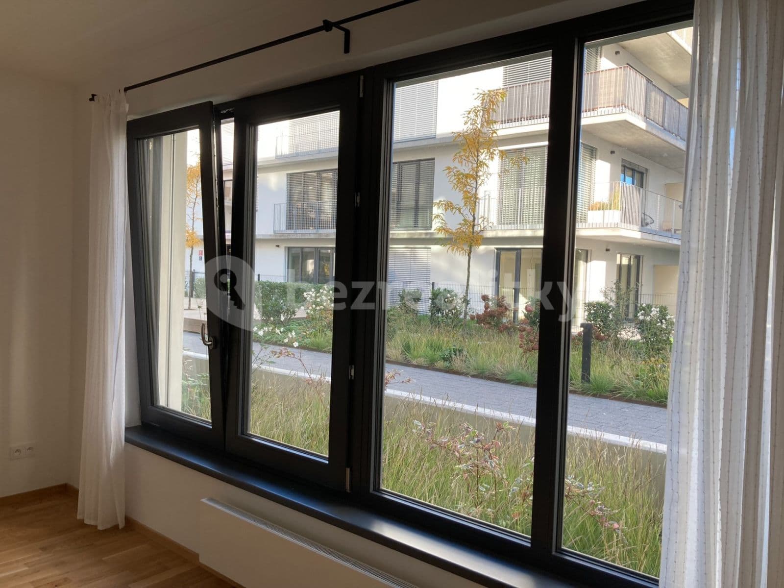 Prenájom bytu 1-izbový 34 m², Šenácká, Praha, Praha Prenájom bytu 1-izbový 34 m², Šenácká, Praha, Praha