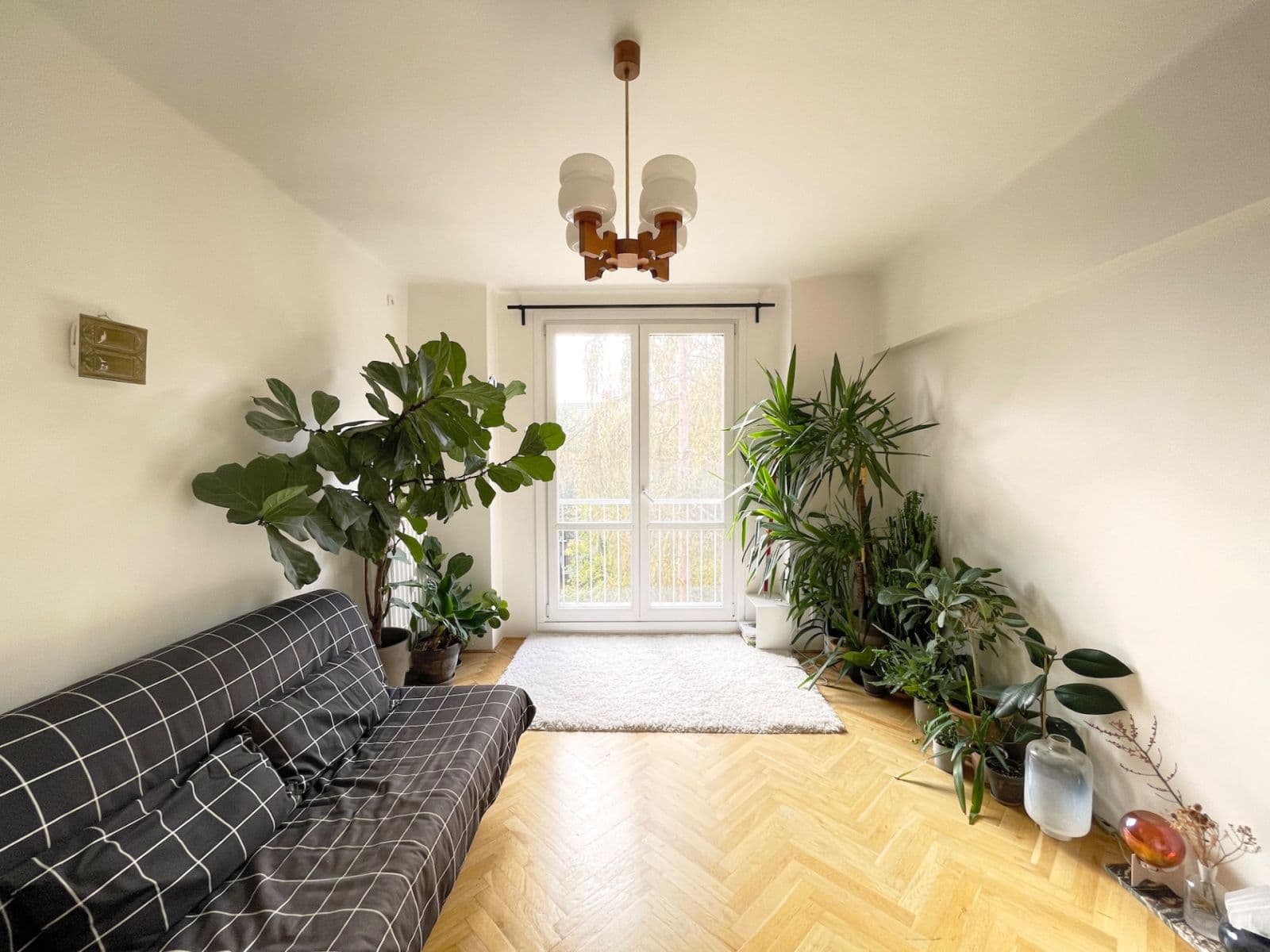 Prenájom bytu 2-izbový 60 m², Jakutská, Praha, Praha Prenájom bytu 2-izbový 60 m², Jakutská, Praha, Praha