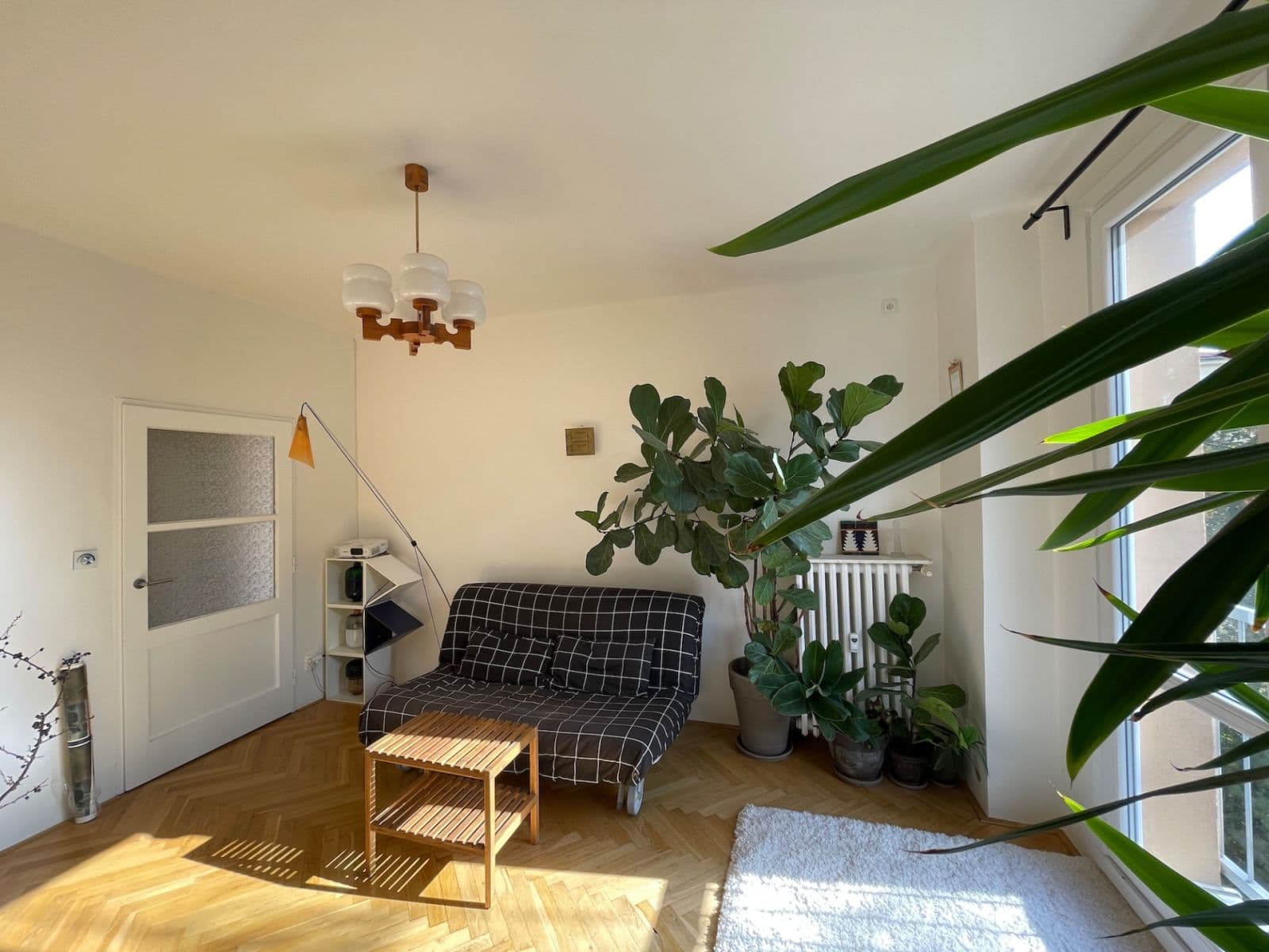 Prenájom bytu 2-izbový 60 m², Jakutská, Praha, Praha Prenájom bytu 2-izbový 60 m², Jakutská, Praha, Praha