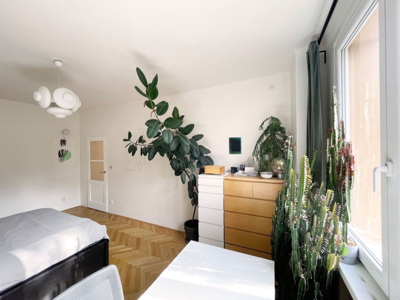 Prenájom bytu 2-izbový 60 m², Jakutská, Praha, Praha Prenájom bytu 2-izbový 60 m², Jakutská, Praha, Praha