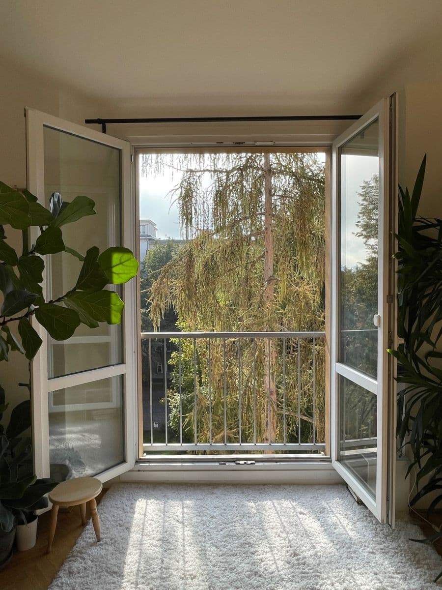 Prenájom bytu 2-izbový 60 m², Jakutská, Praha, Praha Prenájom bytu 2-izbový 60 m², Jakutská, Praha, Praha