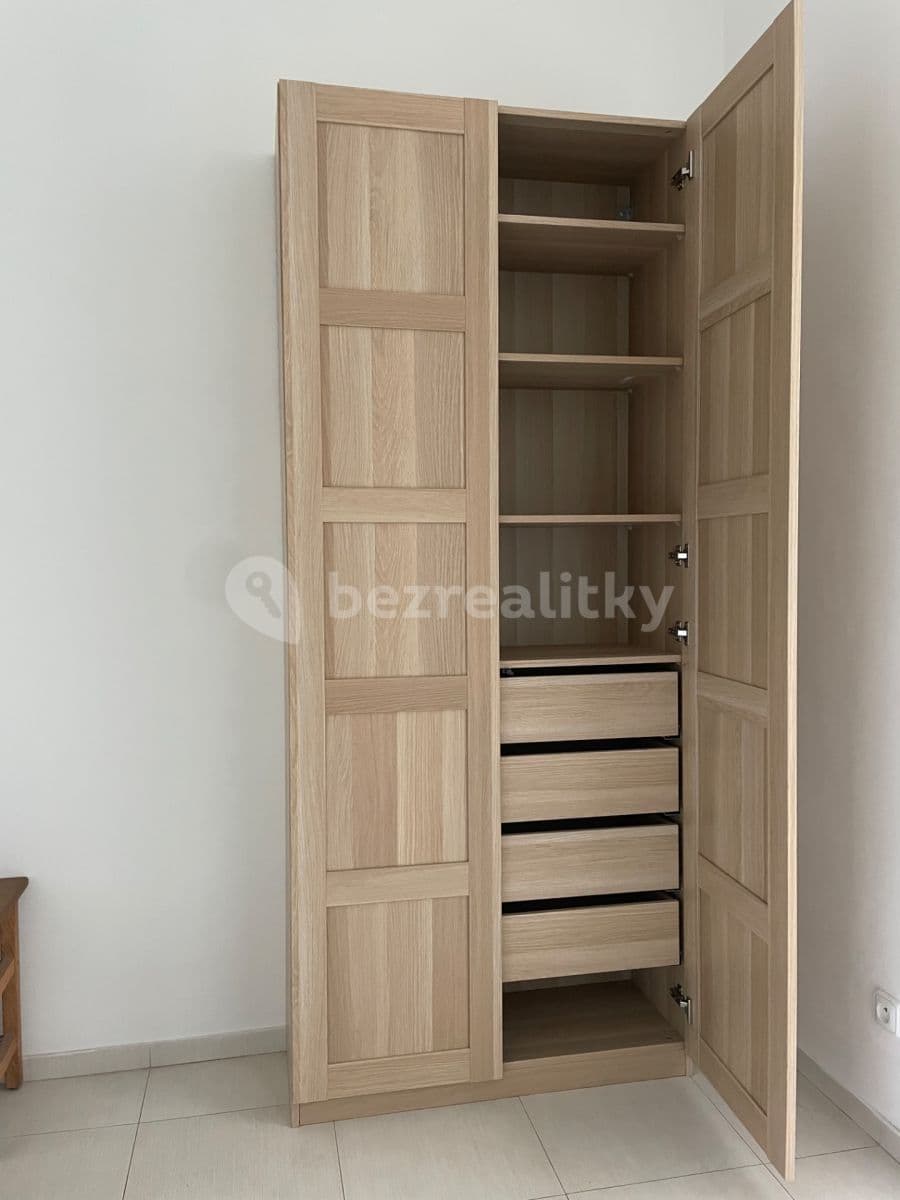 Prenájom bytu 1-izbový 36 m², Milady Horákové, Praha, Praha Prenájom bytu 1-izbový 36 m², Milady Horákové, Praha, Praha