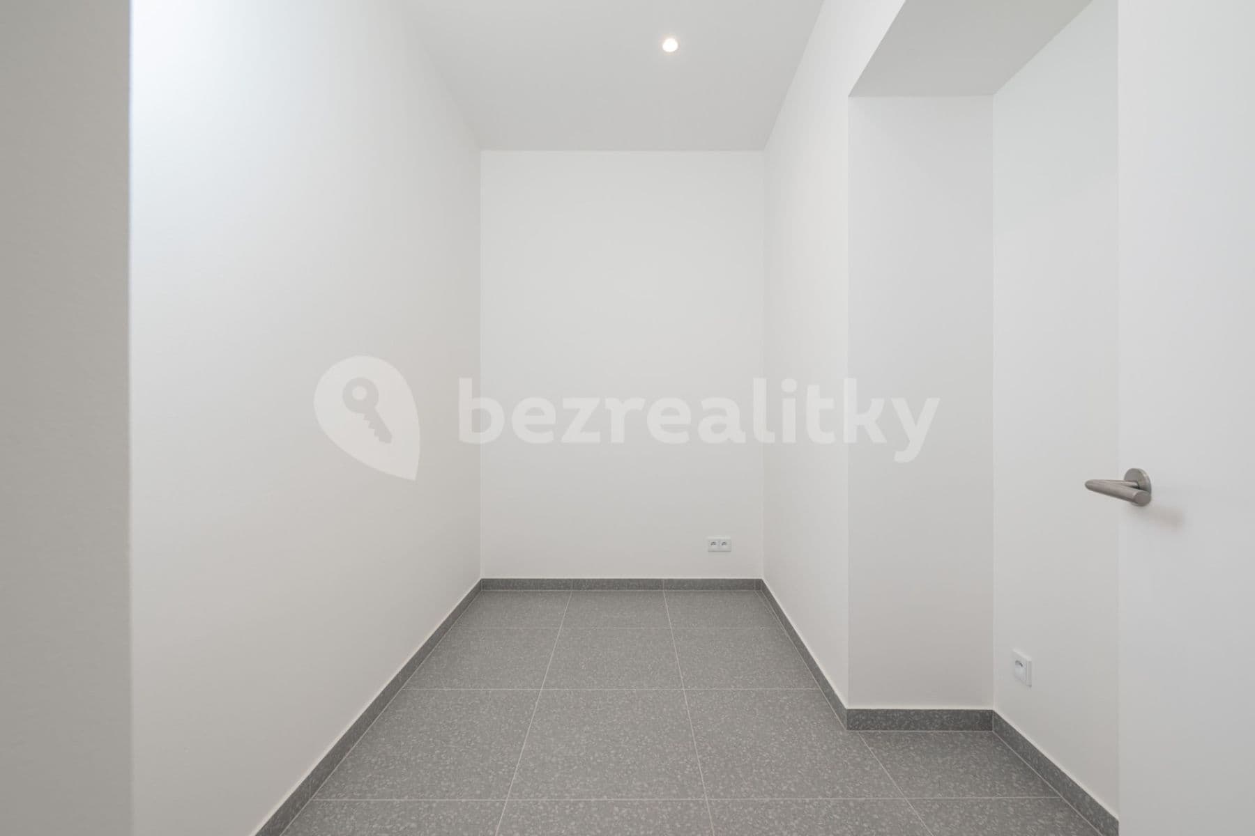 Predaj bytu 3-izbový 106 m², Pod Karlovem, Praha, Praha Predaj bytu 3-izbový 106 m², Pod Karlovem, Praha, Praha