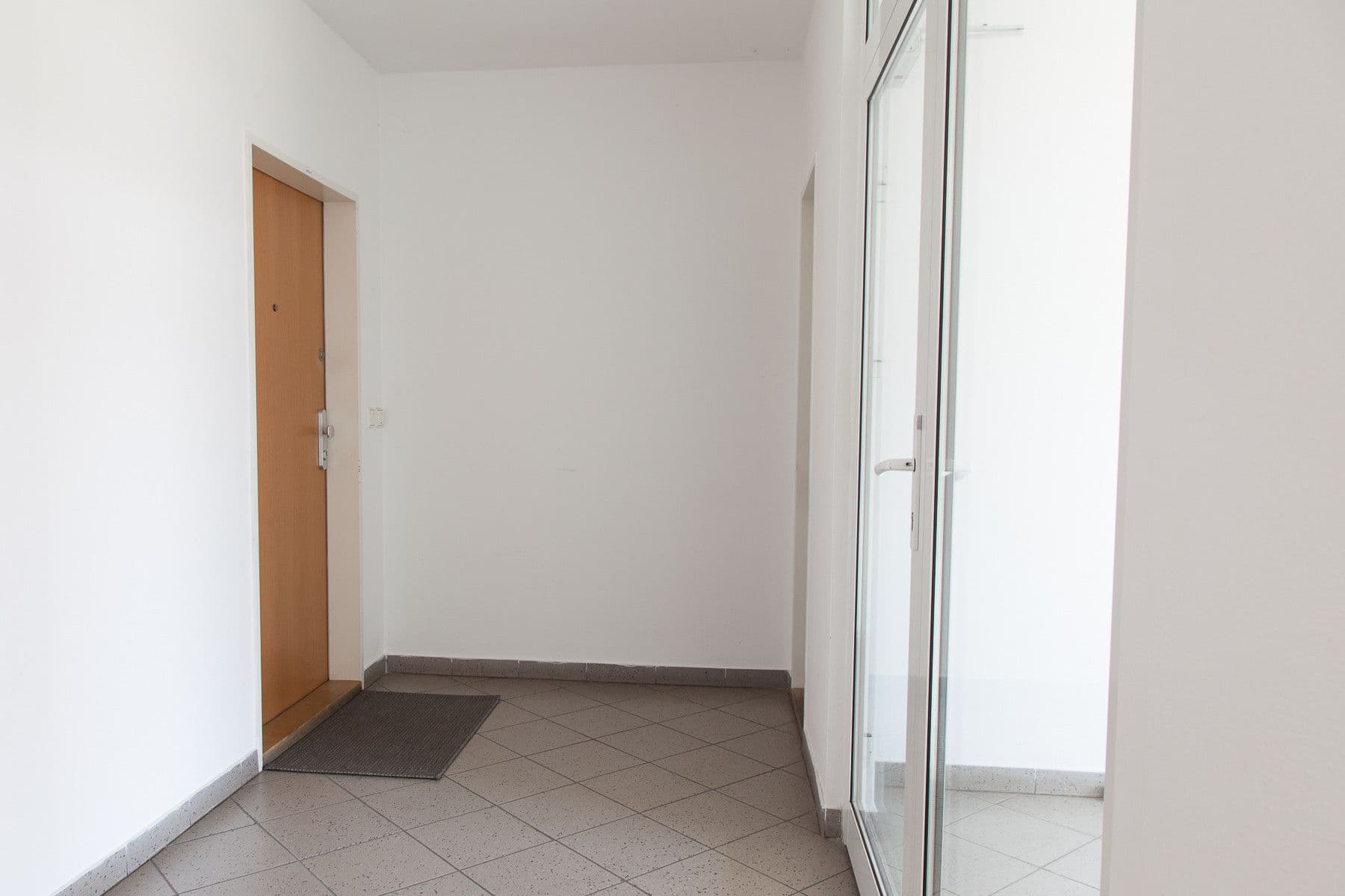 Prenájom bytu 35 m², Počernická D, Praha, Praha Prenájom bytu 35 m², Počernická D, Praha, Praha