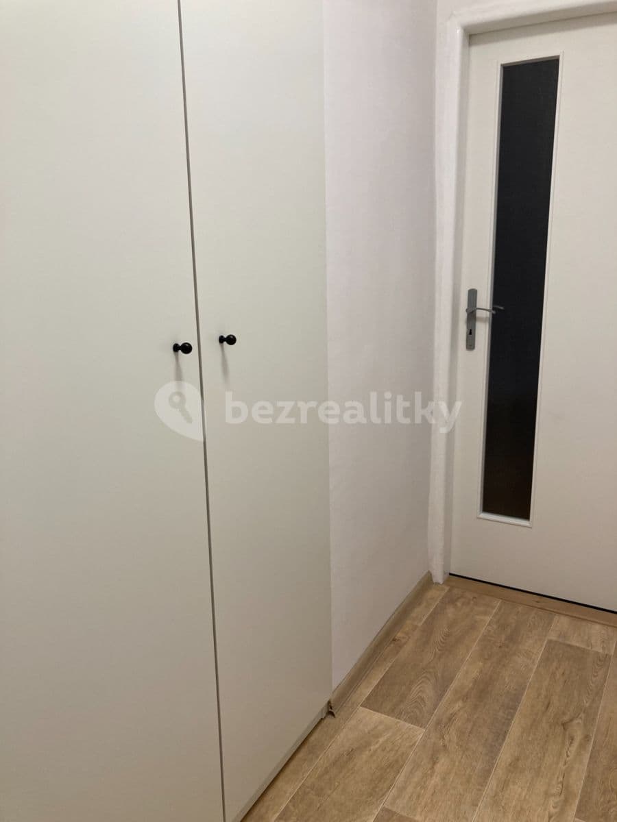 Prenájom bytu 2-izbový 52 m², Josefa Skupy, Most, Ústecký kraj Prenájom bytu 2-izbový 52 m², Josefa Skupy, Most, Ústecký kraj