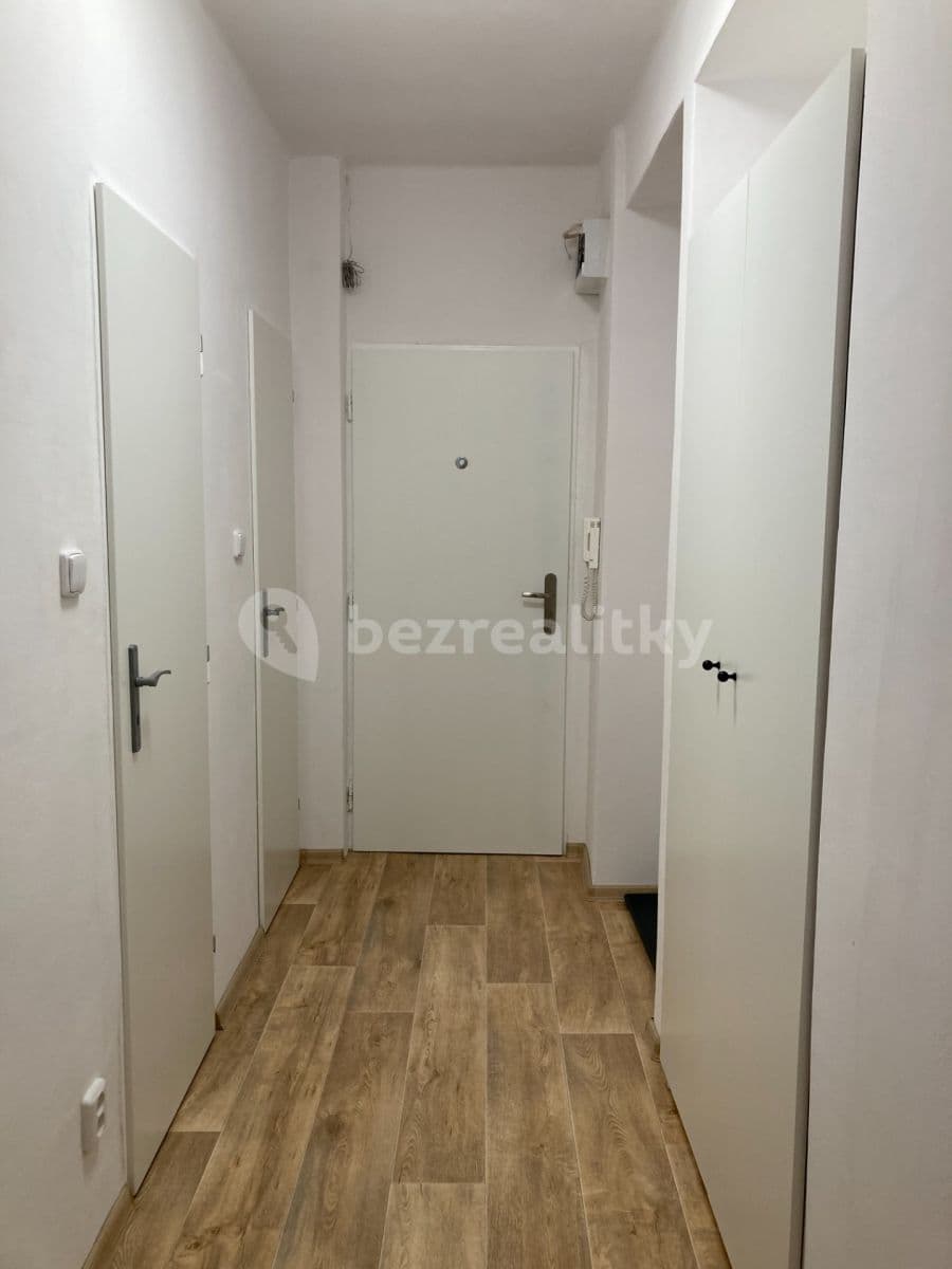 Prenájom bytu 2-izbový 52 m², Josefa Skupy, Most, Ústecký kraj Prenájom bytu 2-izbový 52 m², Josefa Skupy, Most, Ústecký kraj