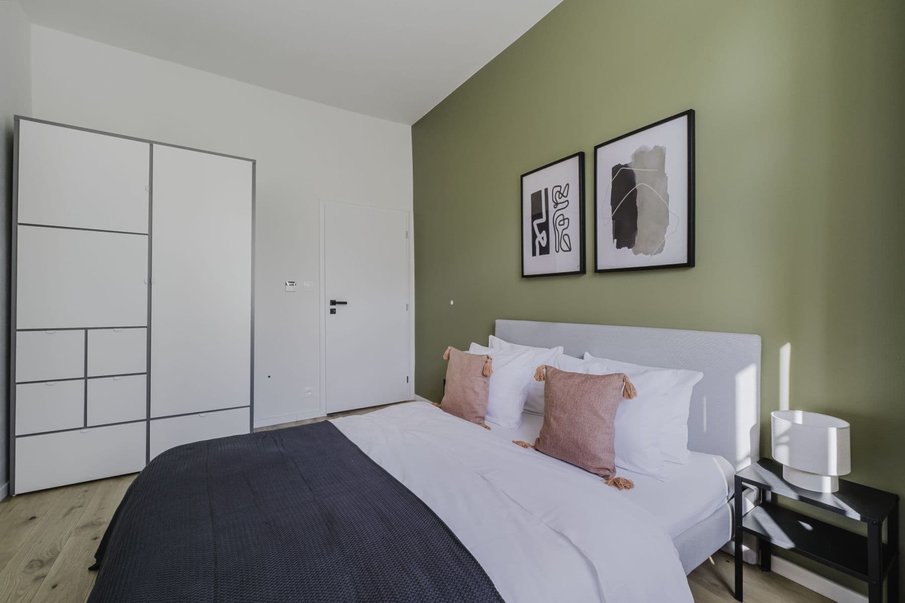 Prenájom bytu 47 m², Pisecka, Praha, Praha Prenájom bytu 47 m², Pisecka, Praha, Praha