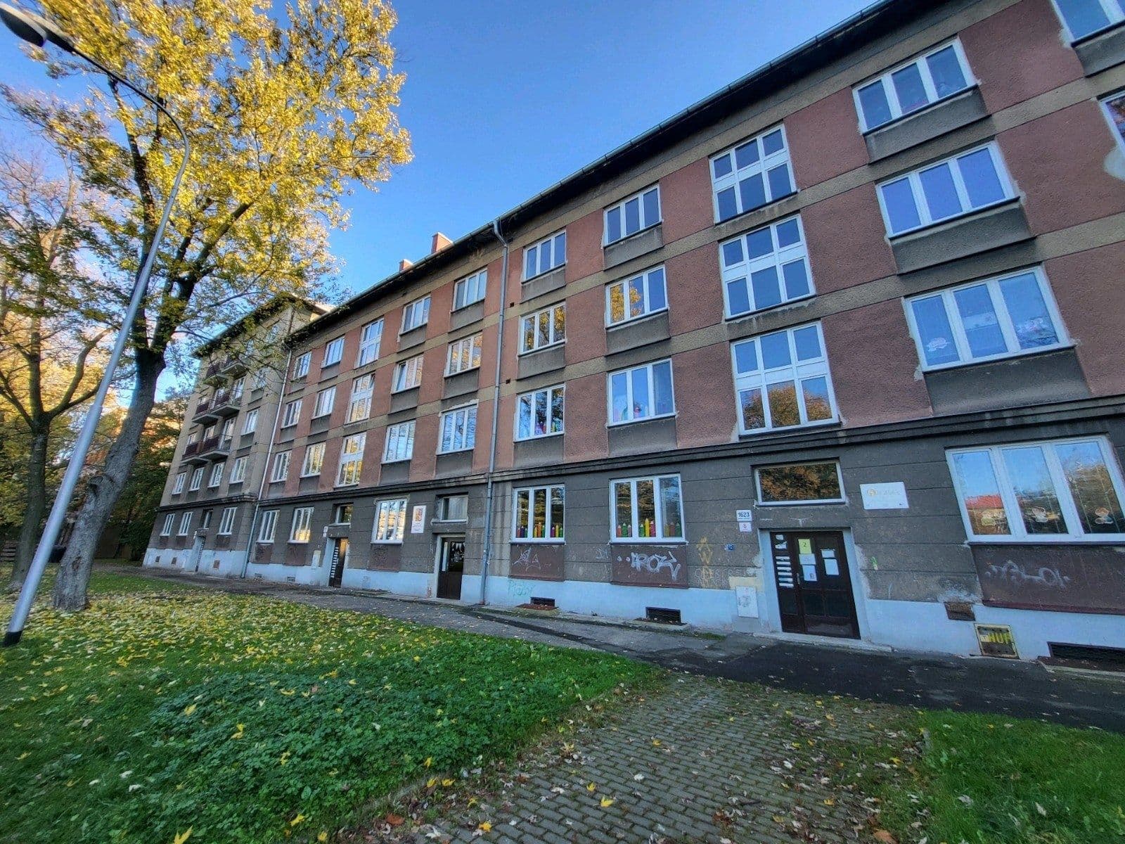 Prenájom bytu 3-izbový 75 m², Dvořákova, Karviná, Moravskoslezský kraj Prenájom bytu 3-izbový 75 m², Dvořákova, Karviná, Moravskoslezský kraj