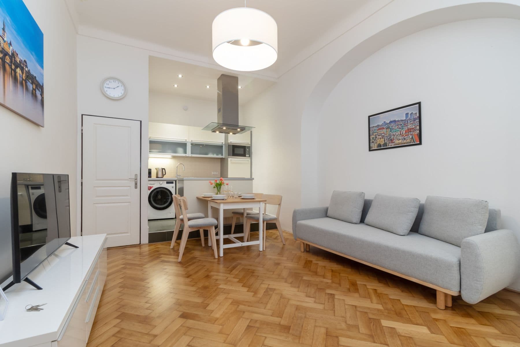 Prenájom bytu 55 m², Karlova, Praha, Praha Prenájom bytu 55 m², Karlova, Praha, Praha