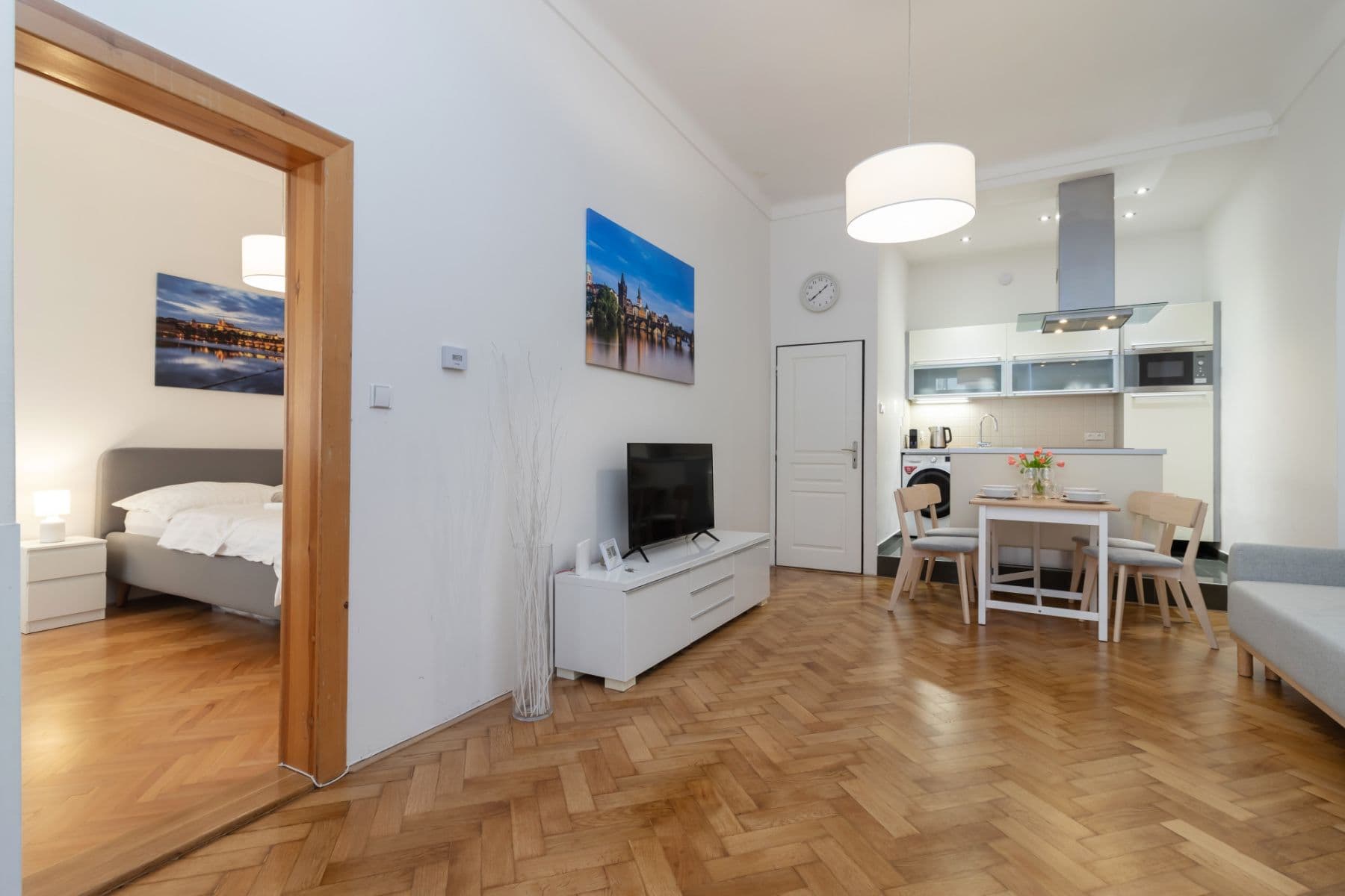 Prenájom bytu 55 m², Karlova, Praha, Praha Prenájom bytu 55 m², Karlova, Praha, Praha