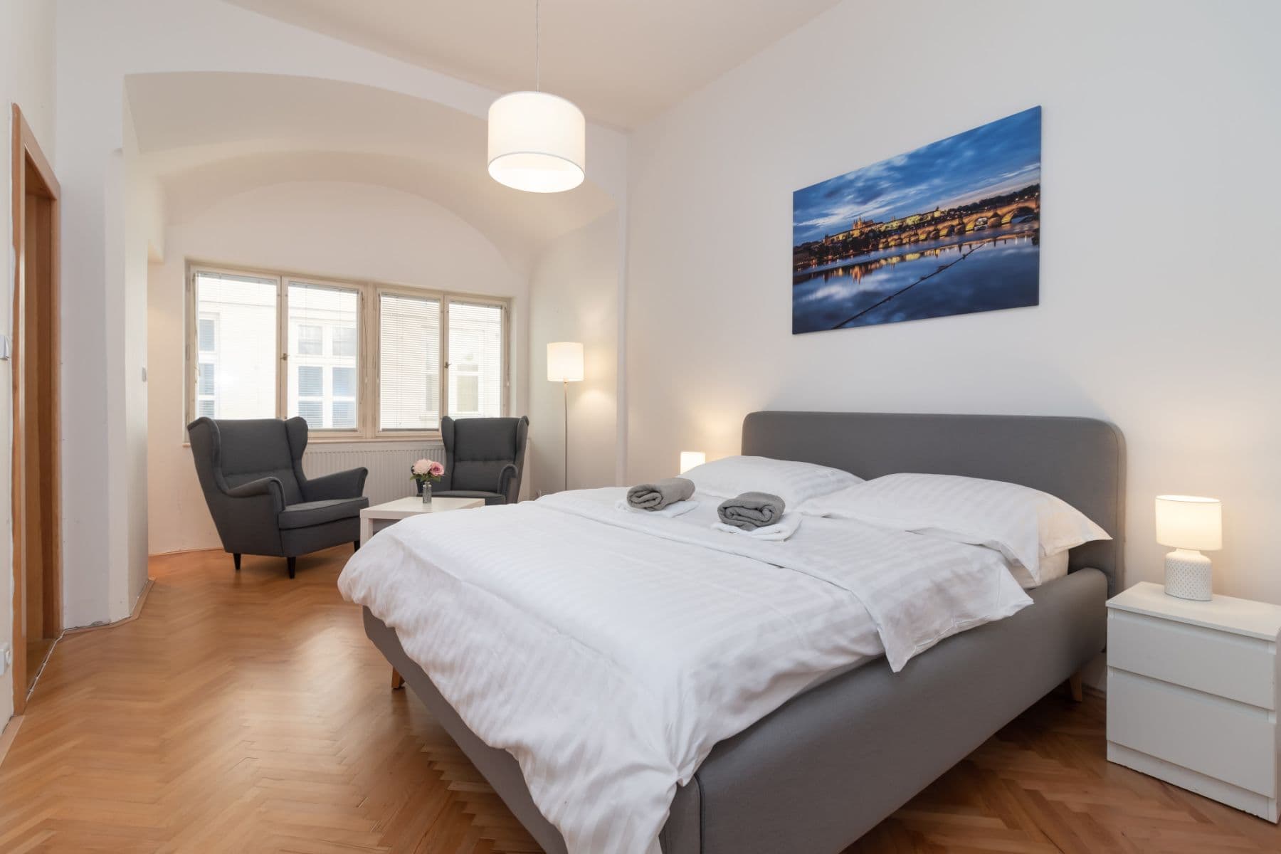 Prenájom bytu 55 m², Karlova, Praha, Praha Prenájom bytu 55 m², Karlova, Praha, Praha