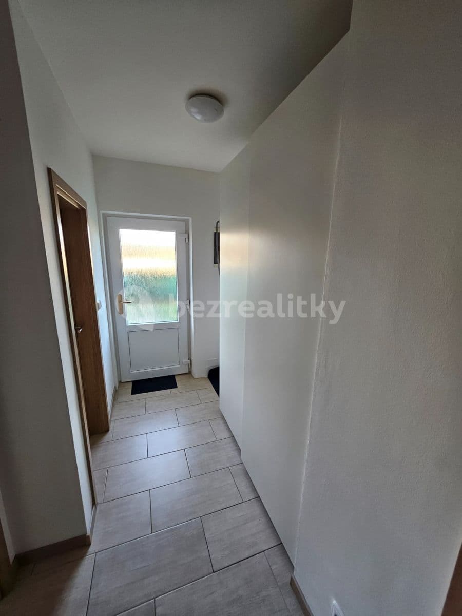 Prenájom domu 75 m², pozemek 200 m², Dlouhá, Herink, Středočeský kraj Prenájom domu 75 m², pozemek 200 m², Dlouhá, Herink, Středočeský kraj