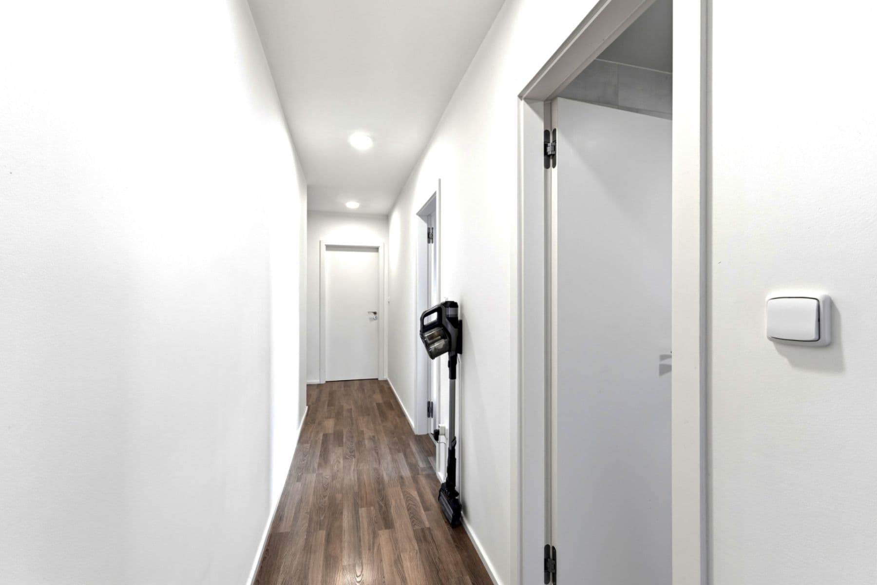 Prenájom bytu 3-izbový 67 m², Žalanského, Praha, Praha Prenájom bytu 3-izbový 67 m², Žalanského, Praha, Praha