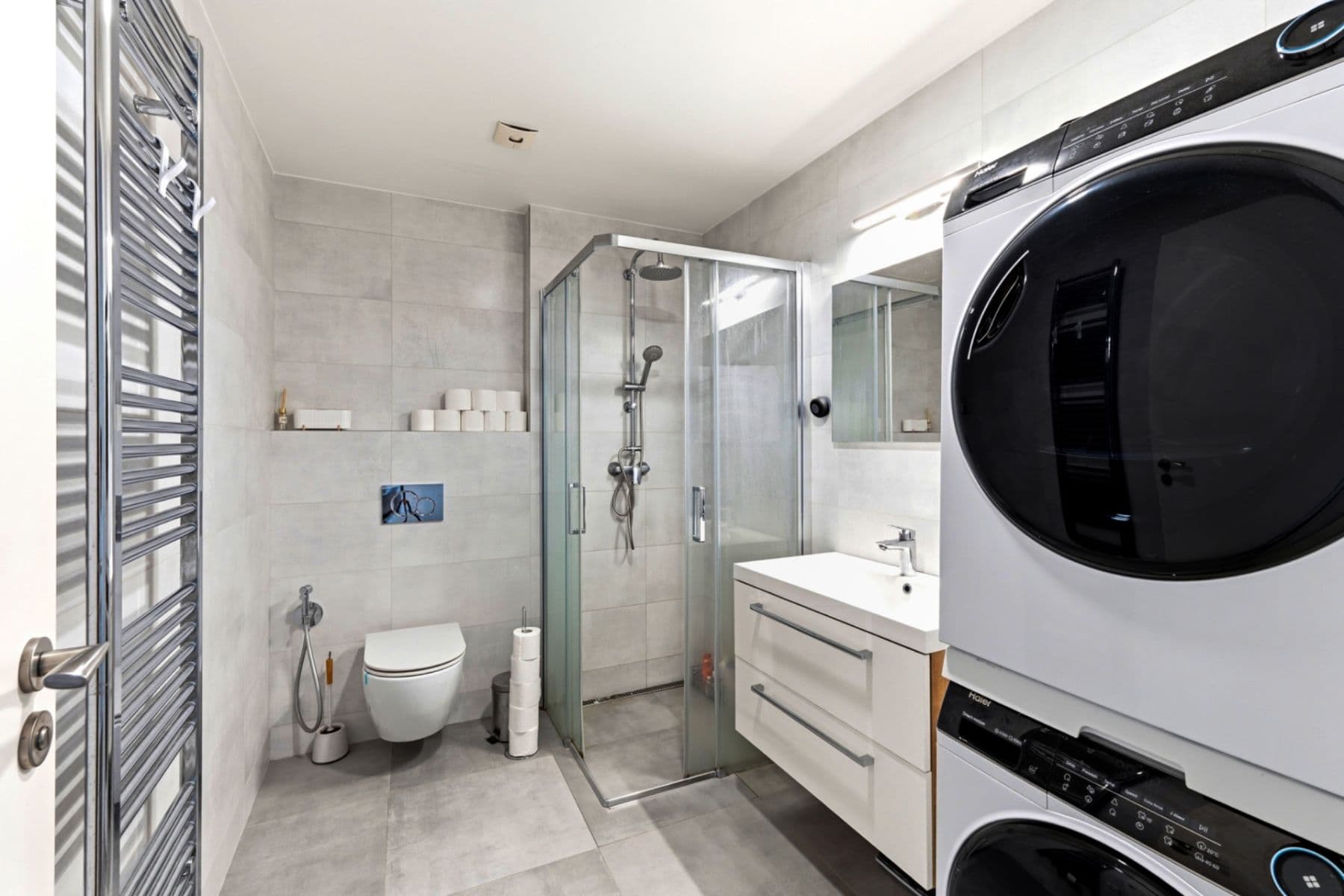 Prenájom bytu 3-izbový 67 m², Žalanského, Praha, Praha Prenájom bytu 3-izbový 67 m², Žalanského, Praha, Praha