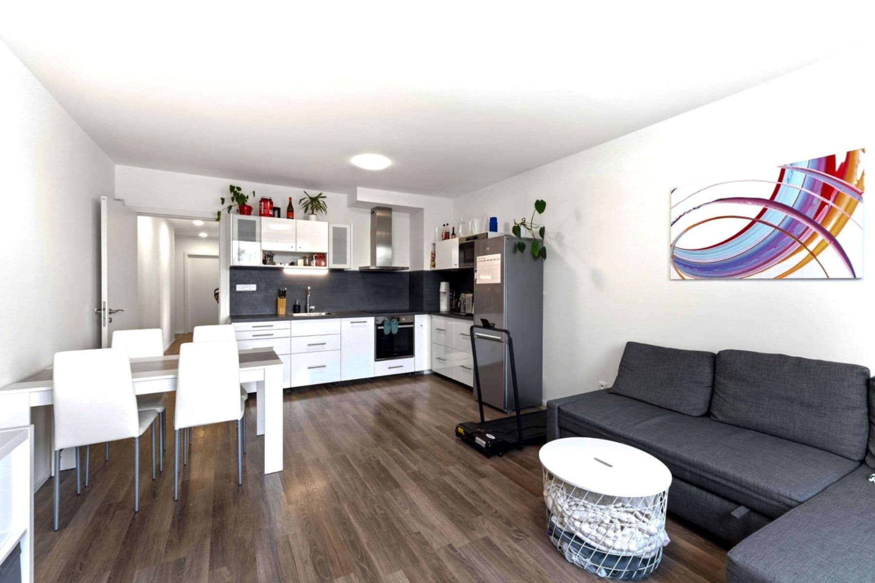 Prenájom bytu 3-izbový 67 m², Žalanského, Praha, Praha Prenájom bytu 3-izbový 67 m², Žalanského, Praha, Praha