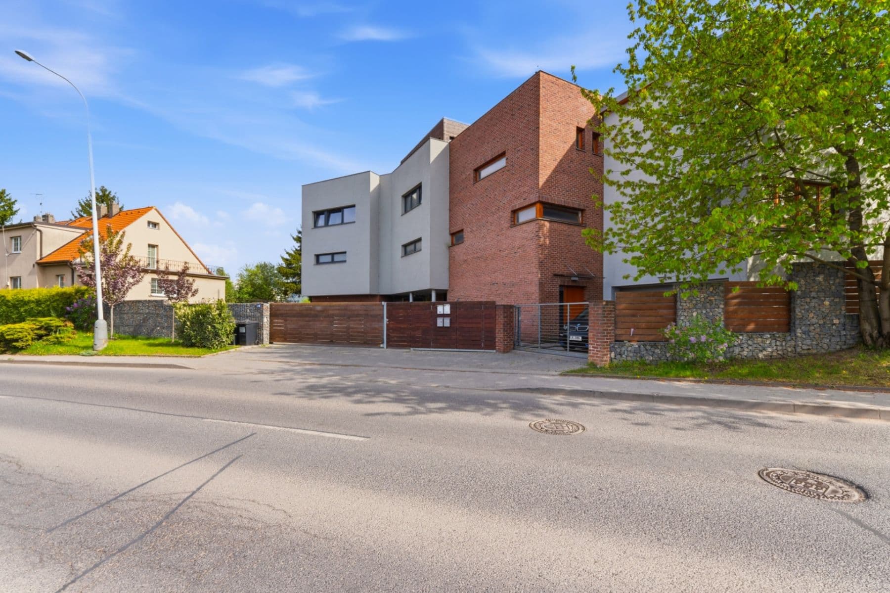 Prenájom bytu 3-izbový 67 m², Žalanského, Praha, Praha Prenájom bytu 3-izbový 67 m², Žalanského, Praha, Praha