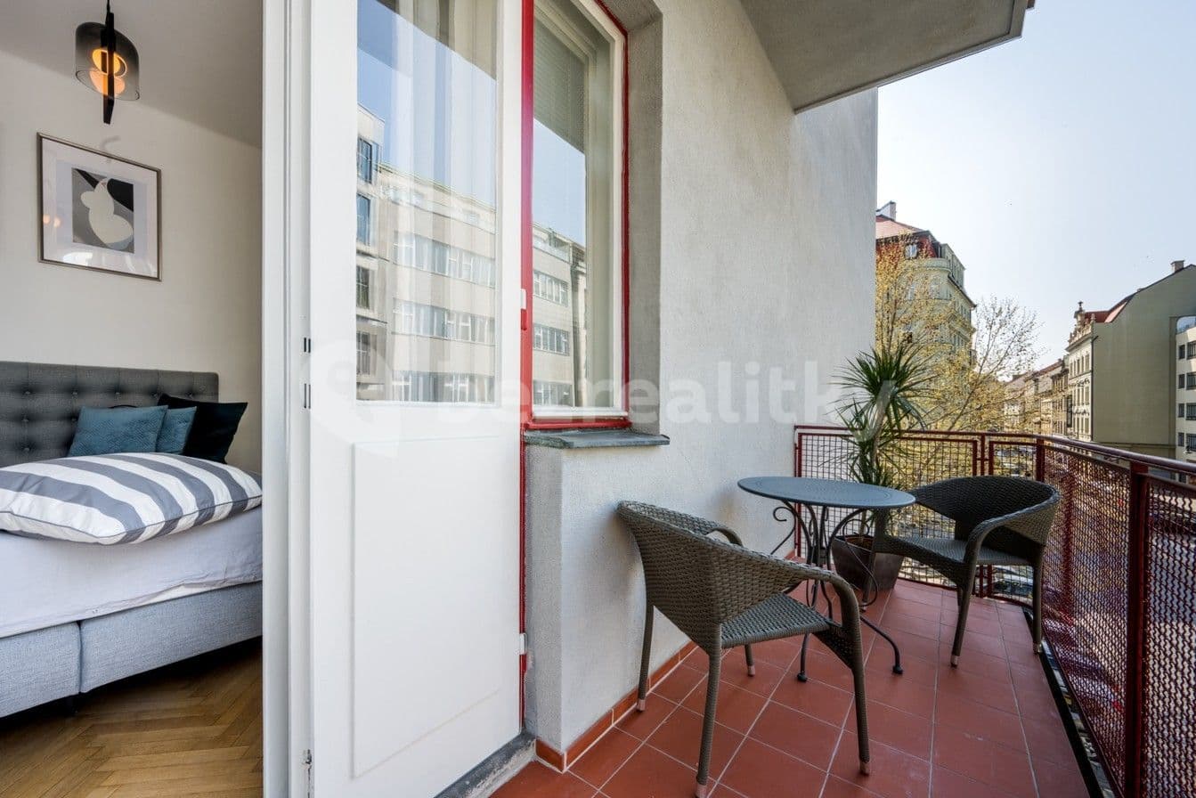 Prenájom bytu 2-izbový 52 m², Lodecká, Praha, Praha Prenájom bytu 2-izbový 52 m², Lodecká, Praha, Praha