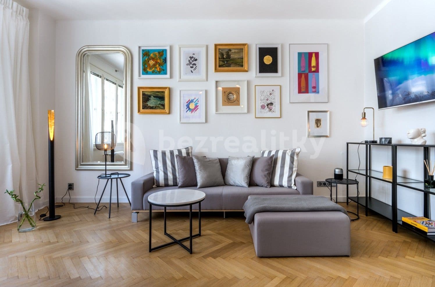 Prenájom bytu 2-izbový 52 m², Lodecká, Praha, Praha Prenájom bytu 2-izbový 52 m², Lodecká, Praha, Praha