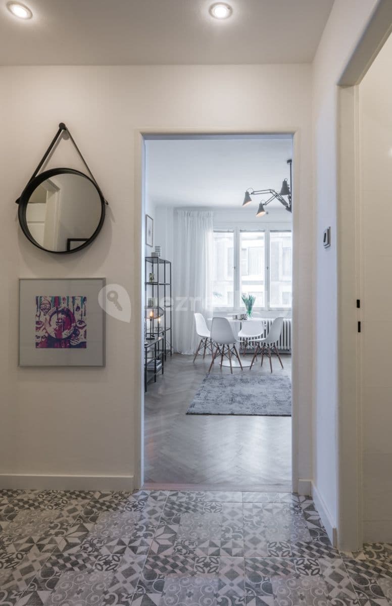 Prenájom bytu 2-izbový 52 m², Lodecká, Praha, Praha Prenájom bytu 2-izbový 52 m², Lodecká, Praha, Praha