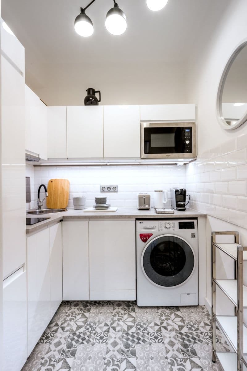 Prenájom bytu 2-izbový 52 m², Lodecká, Praha, Praha Prenájom bytu 2-izbový 52 m², Lodecká, Praha, Praha