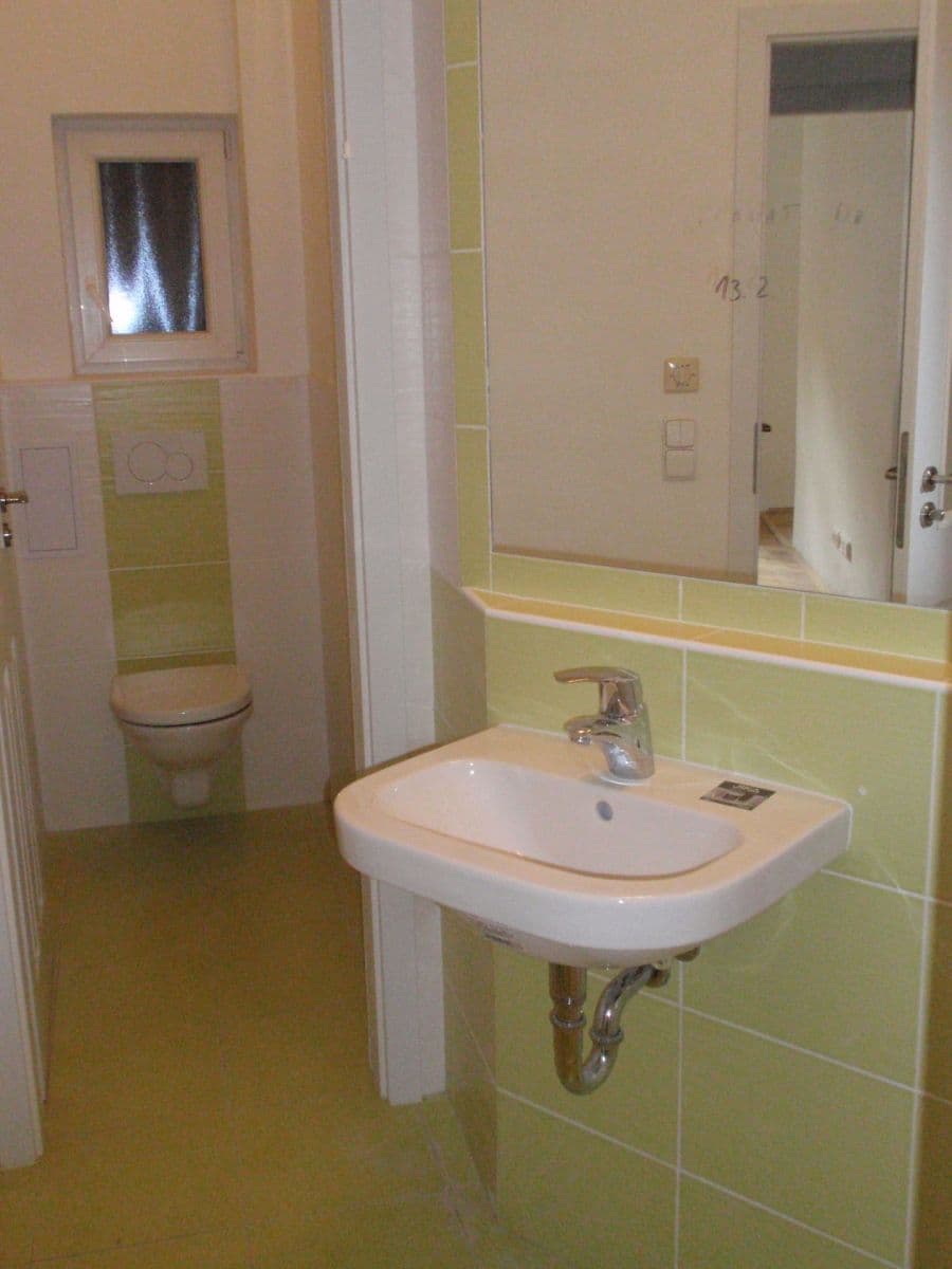 Prenájom bytu 2-izbový 45 m², Čechova, Praha, Praha Prenájom bytu 2-izbový 45 m², Čechova, Praha, Praha