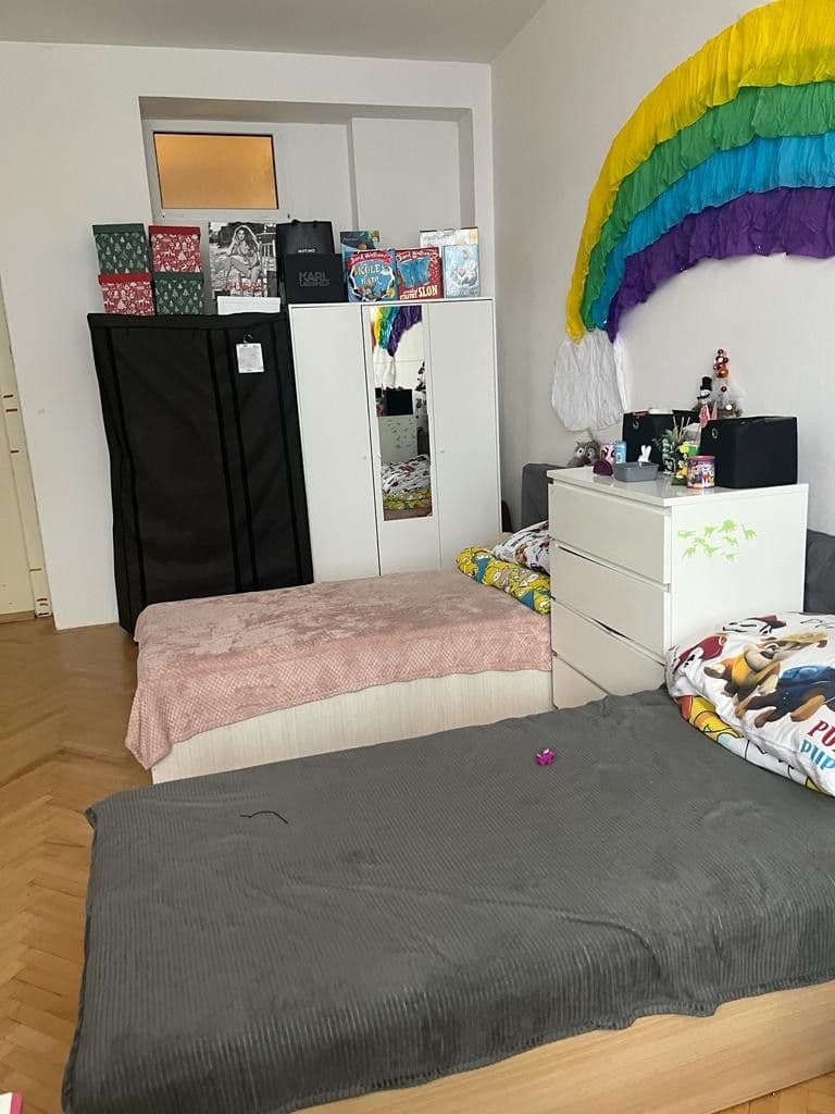 Prenájom bytu 2-izbový 74 m², Dolní náměstí, Olomouc, Olomoucký kraj Prenájom bytu 2-izbový 74 m², Dolní náměstí, Olomouc, Olomoucký kraj
