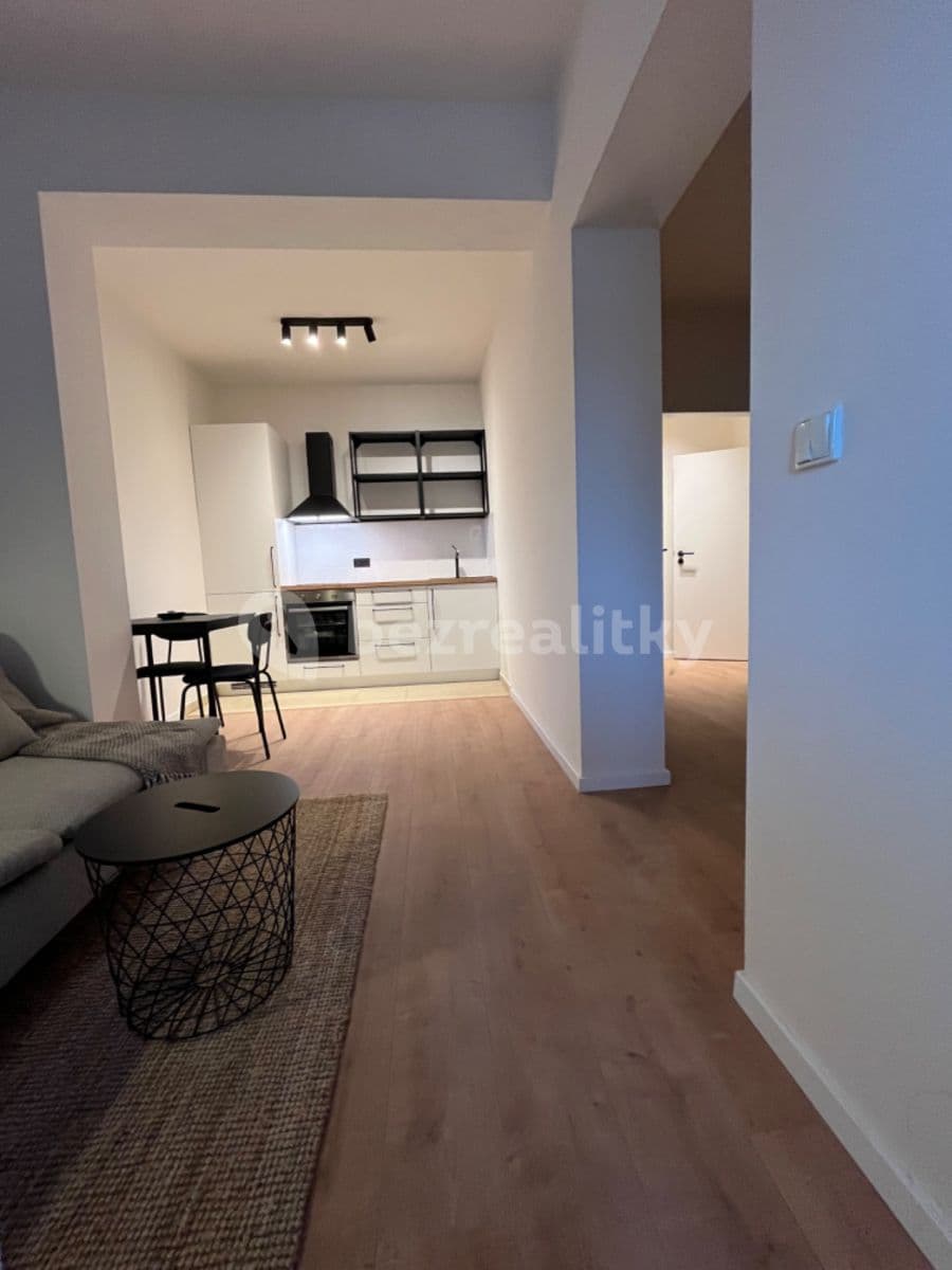 Prenájom bytu 1-izbový 38 m², Otvovice, Středočeský kraj Prenájom bytu 1-izbový 38 m², Otvovice, Středočeský kraj