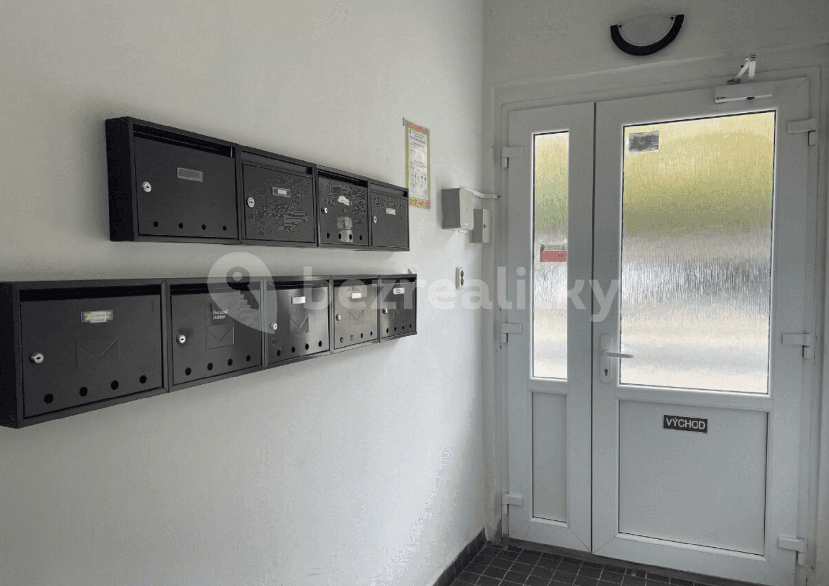 Prenájom bytu 3-izbový 70 m², Školní, Chomutov, Ústecký kraj Prenájom bytu 3-izbový 70 m², Školní, Chomutov, Ústecký kraj