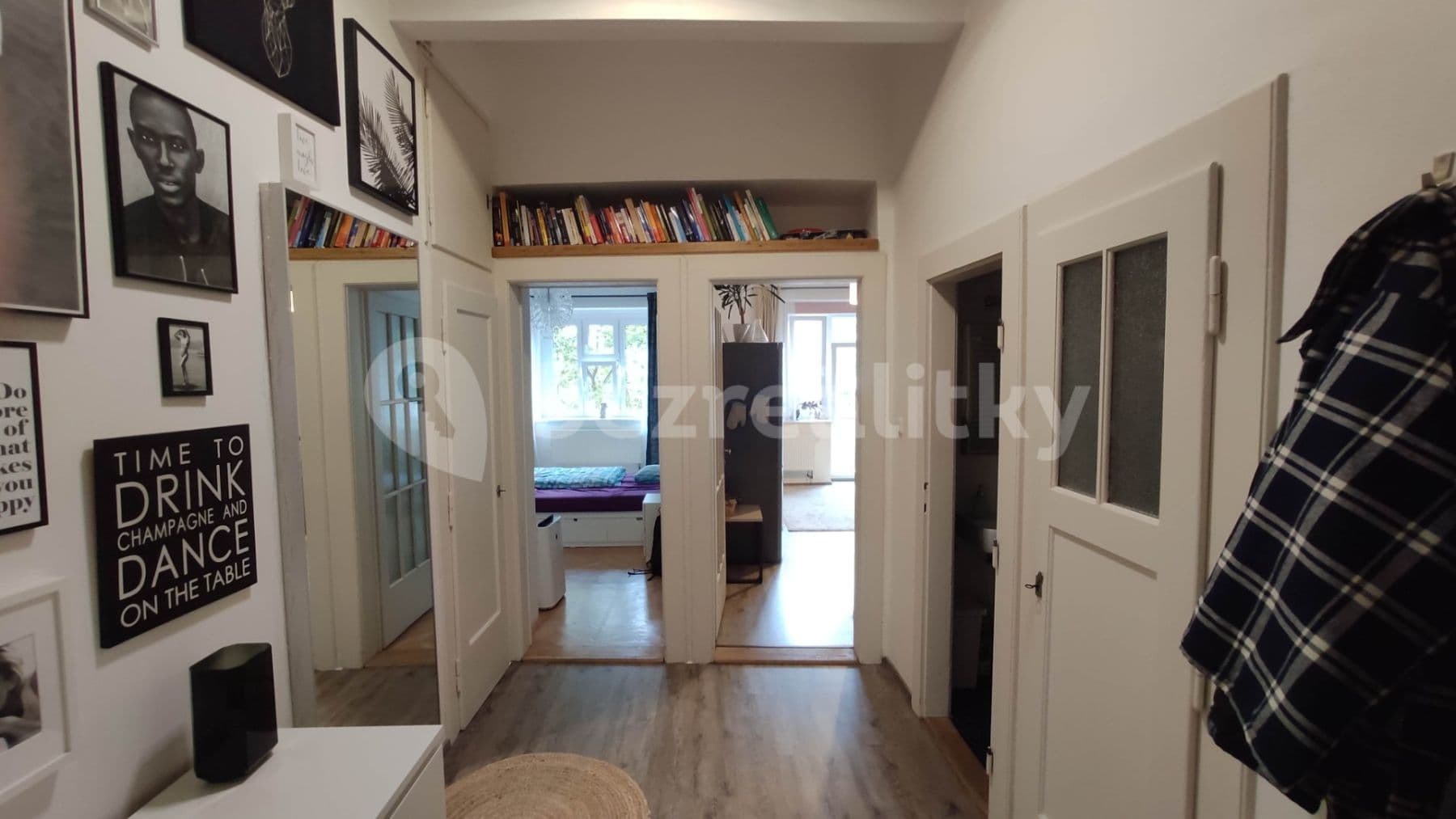 Prenájom bytu 2-izbový 50 m², Jeseniova, Praha, Praha Prenájom bytu 2-izbový 50 m², Jeseniova, Praha, Praha
