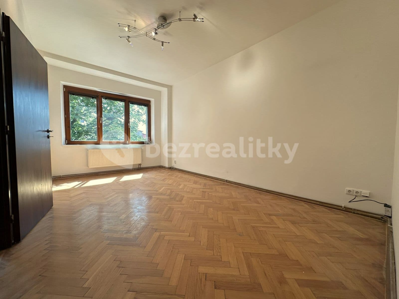 Prenájom bytu 3-izbový 65 m², Praha, Praha Prenájom bytu 3-izbový 65 m², Praha, Praha
