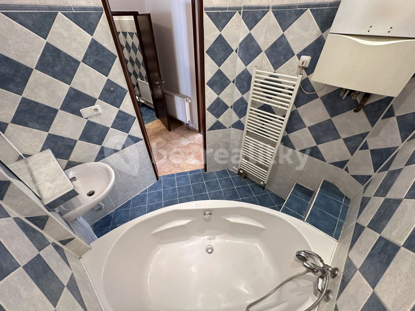 Prenájom bytu 3-izbový 65 m², Praha, Praha Prenájom bytu 3-izbový 65 m², Praha, Praha