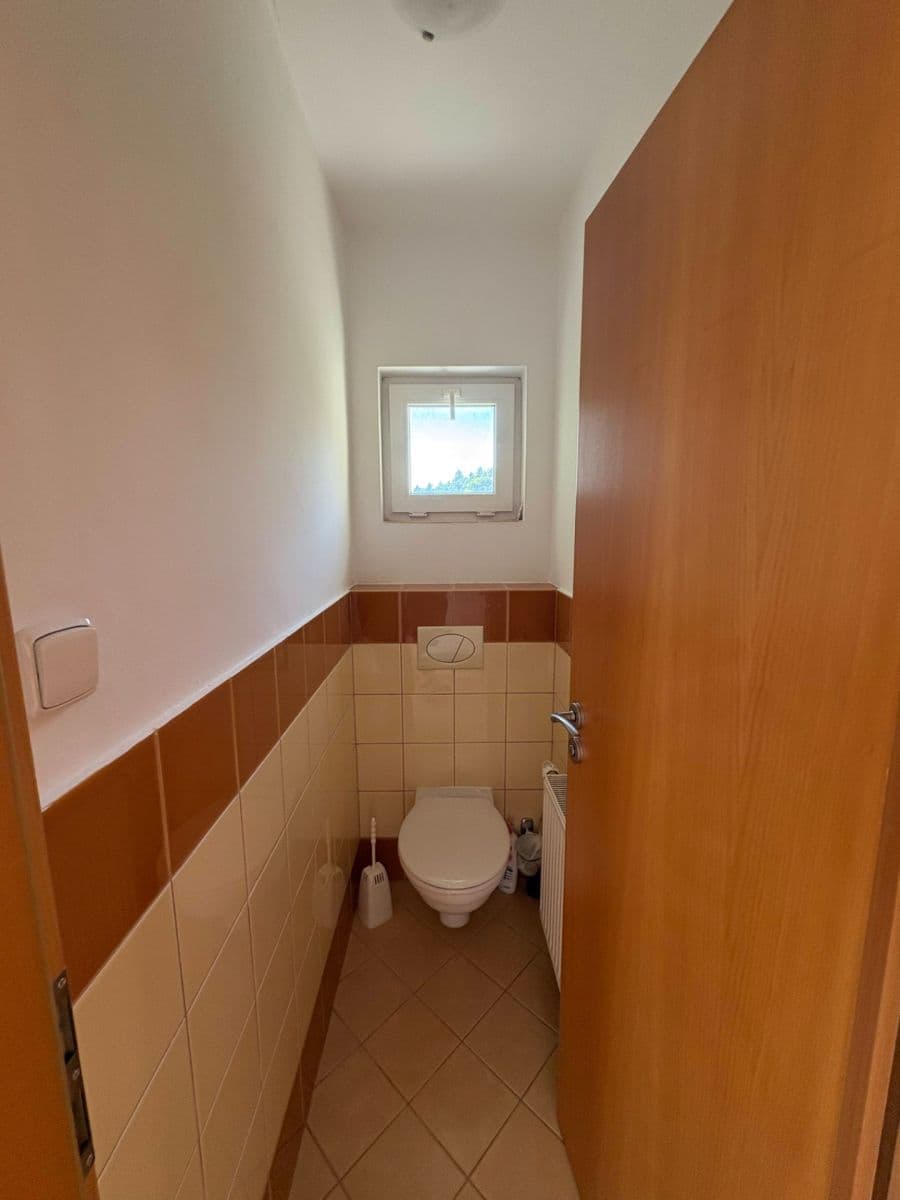 Prenájom bytu 3-izbový 47 m², Zájezdní, Mukařov, Středočeský kraj Prenájom bytu 3-izbový 47 m², Zájezdní, Mukařov, Středočeský kraj