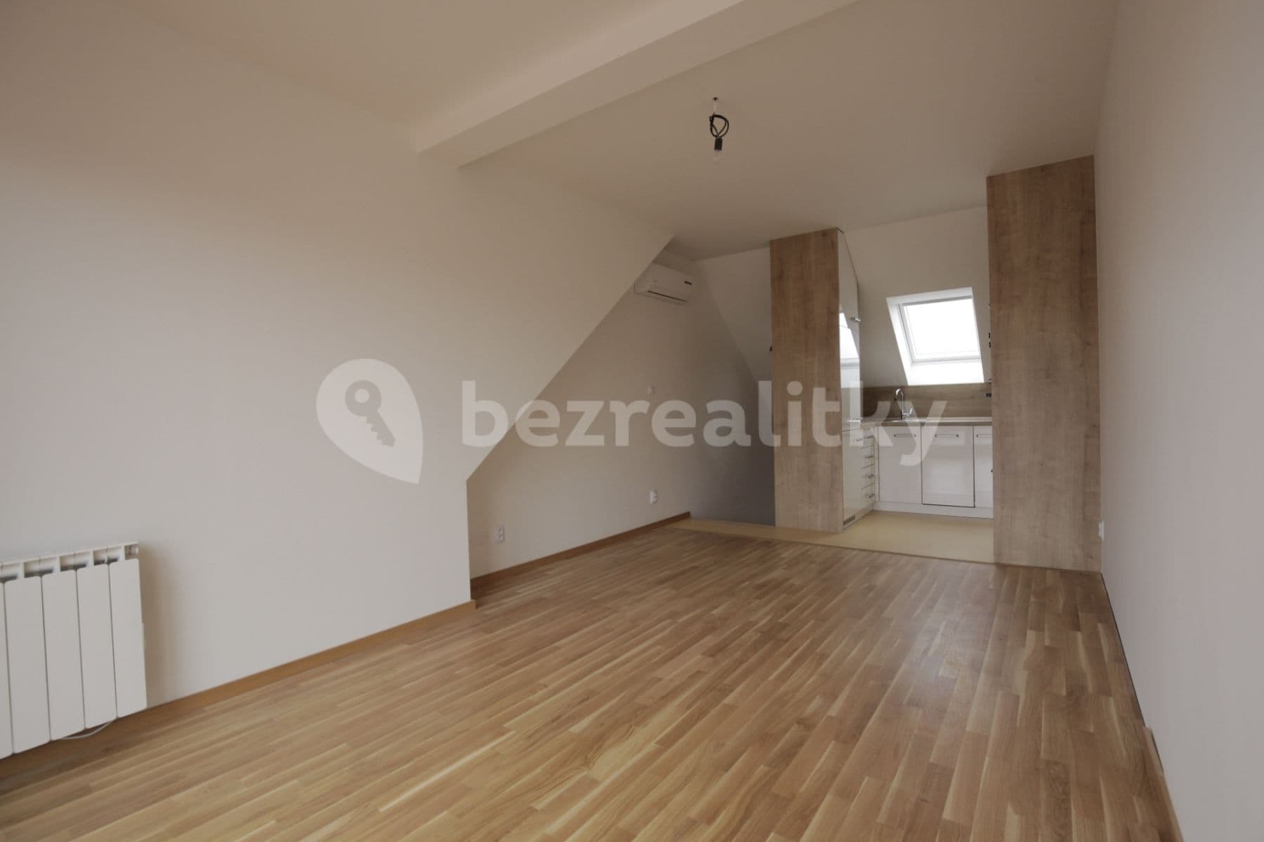 Prenájom bytu 2-izbový 44 m², U Studánky, Praha, Praha Prenájom bytu 2-izbový 44 m², U Studánky, Praha, Praha