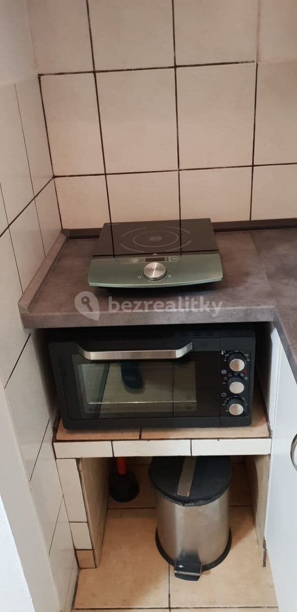 Prenájom bytu 1-izbový 20 m², Edvarda Beneše, Příbram, Středočeský kraj Prenájom bytu 1-izbový 20 m², Edvarda Beneše, Příbram, Středočeský kraj