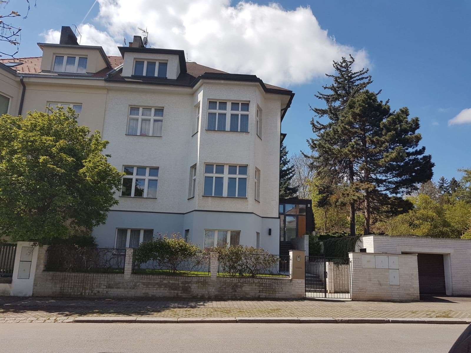 Prenájom bytu 60 m², Šárecká, Praha, Praha Prenájom bytu 60 m², Šárecká, Praha, Praha