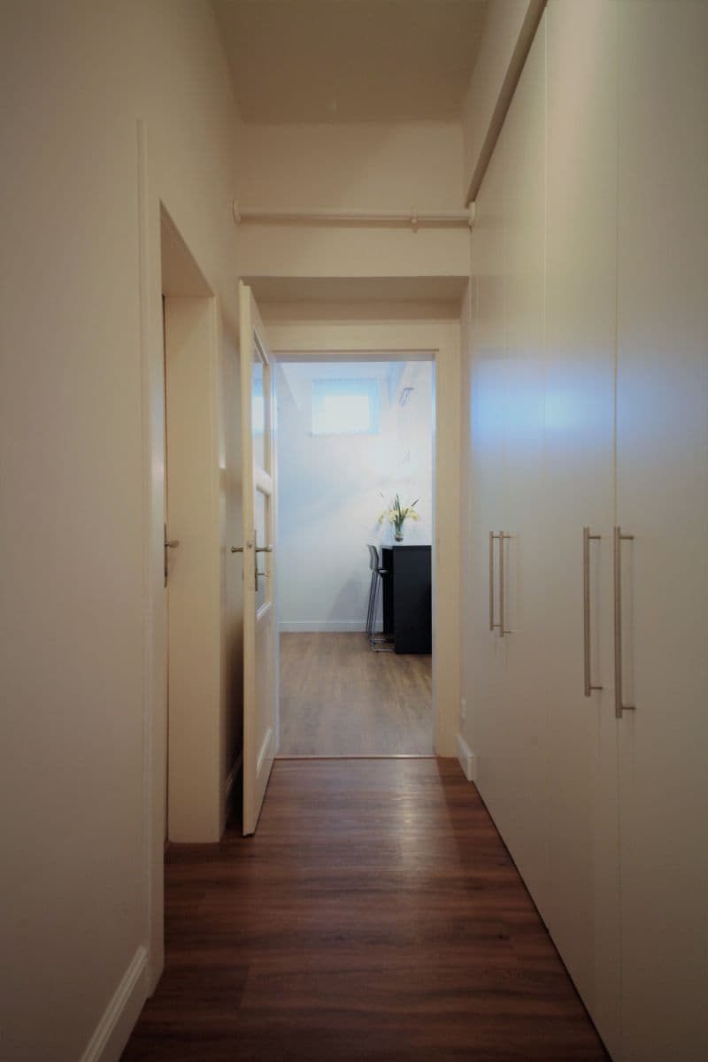 Prenájom bytu 60 m², Šárecká, Praha, Praha Prenájom bytu 60 m², Šárecká, Praha, Praha