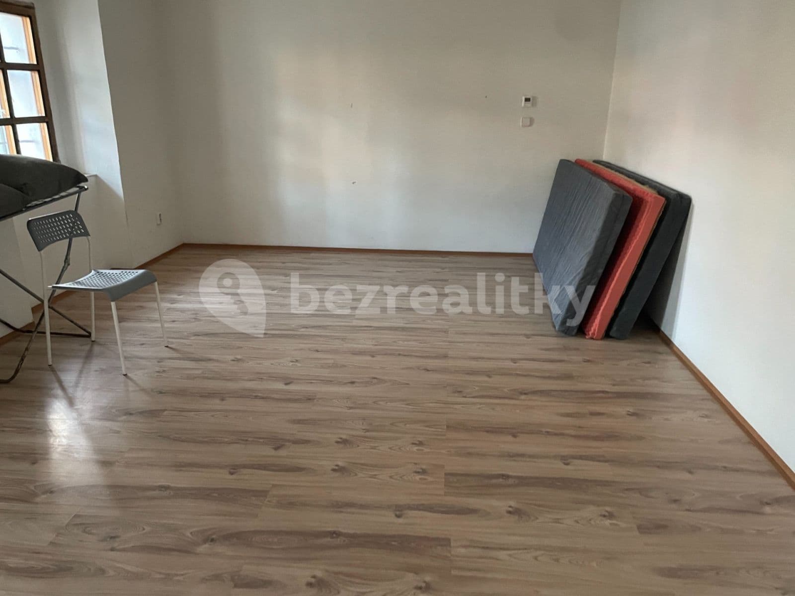 Prenájom bytu 2-izbový 50 m², Sušilovo náměstí, Rousínov, Jihomoravský kraj Prenájom bytu 2-izbový 50 m², Sušilovo náměstí, Rousínov, Jihomoravský kraj
