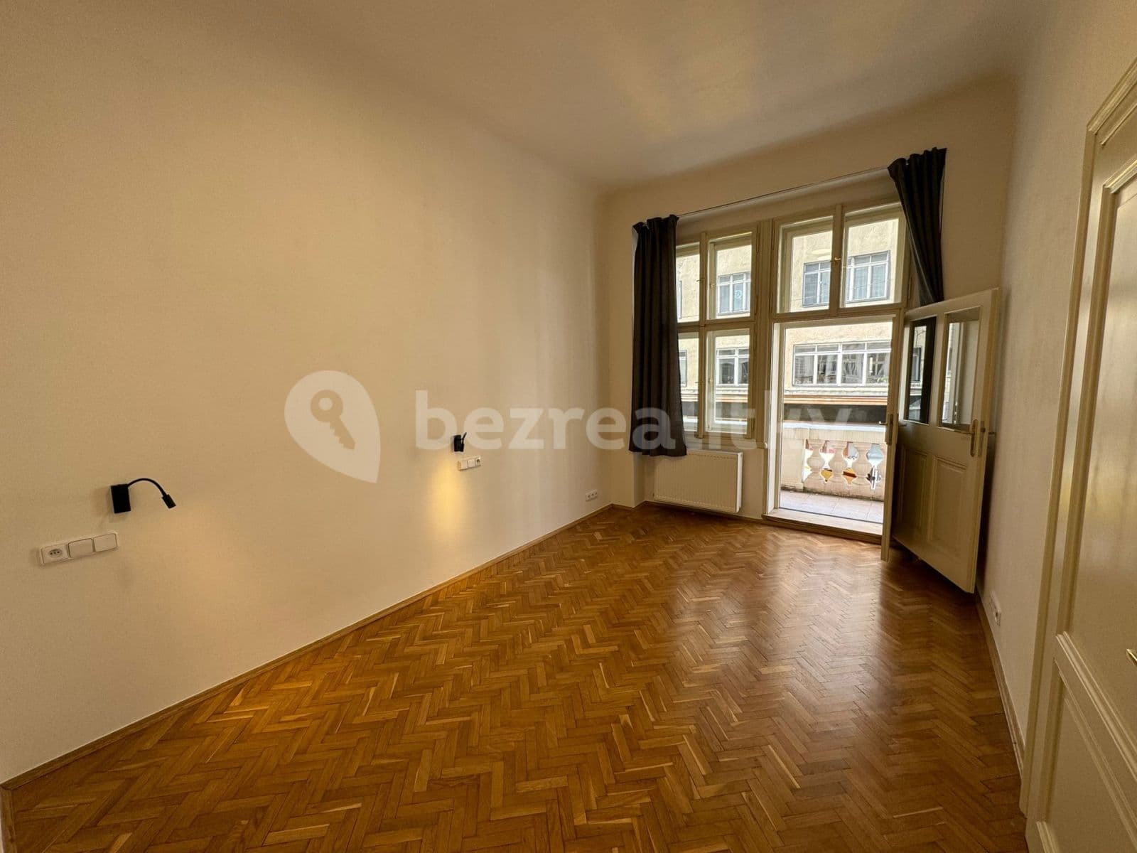 Prenájom bytu 2-izbový 56 m², Jungmannova, Praha, Praha Prenájom bytu 2-izbový 56 m², Jungmannova, Praha, Praha