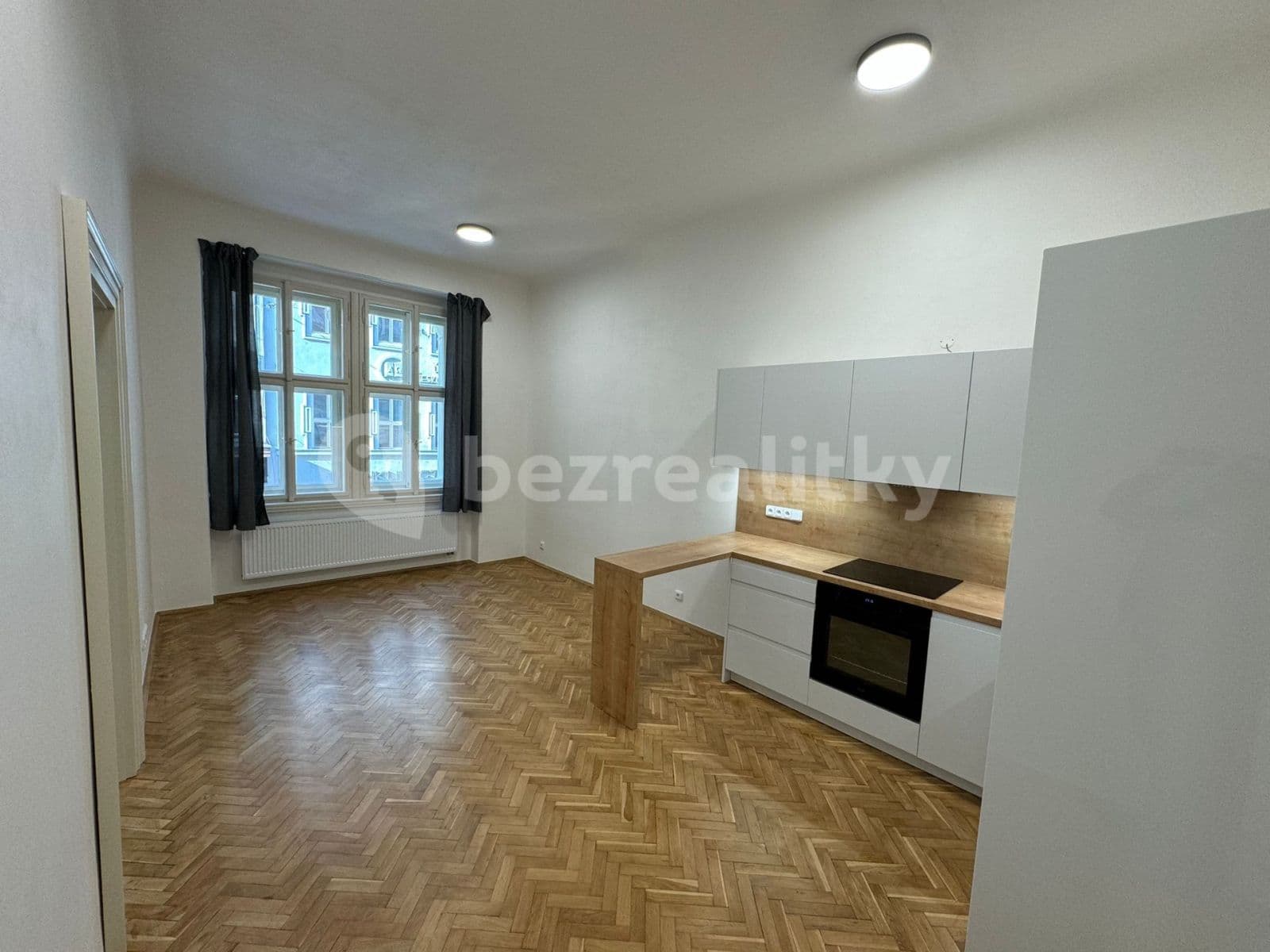 Prenájom bytu 2-izbový 56 m², Jungmannova, Praha, Praha Prenájom bytu 2-izbový 56 m², Jungmannova, Praha, Praha