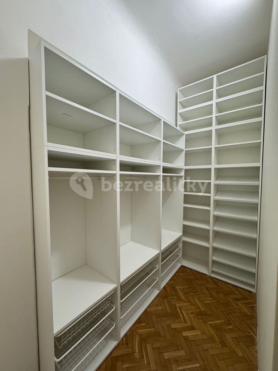 Prenájom bytu 2-izbový 56 m², Jungmannova, Praha, Praha Prenájom bytu 2-izbový 56 m², Jungmannova, Praha, Praha