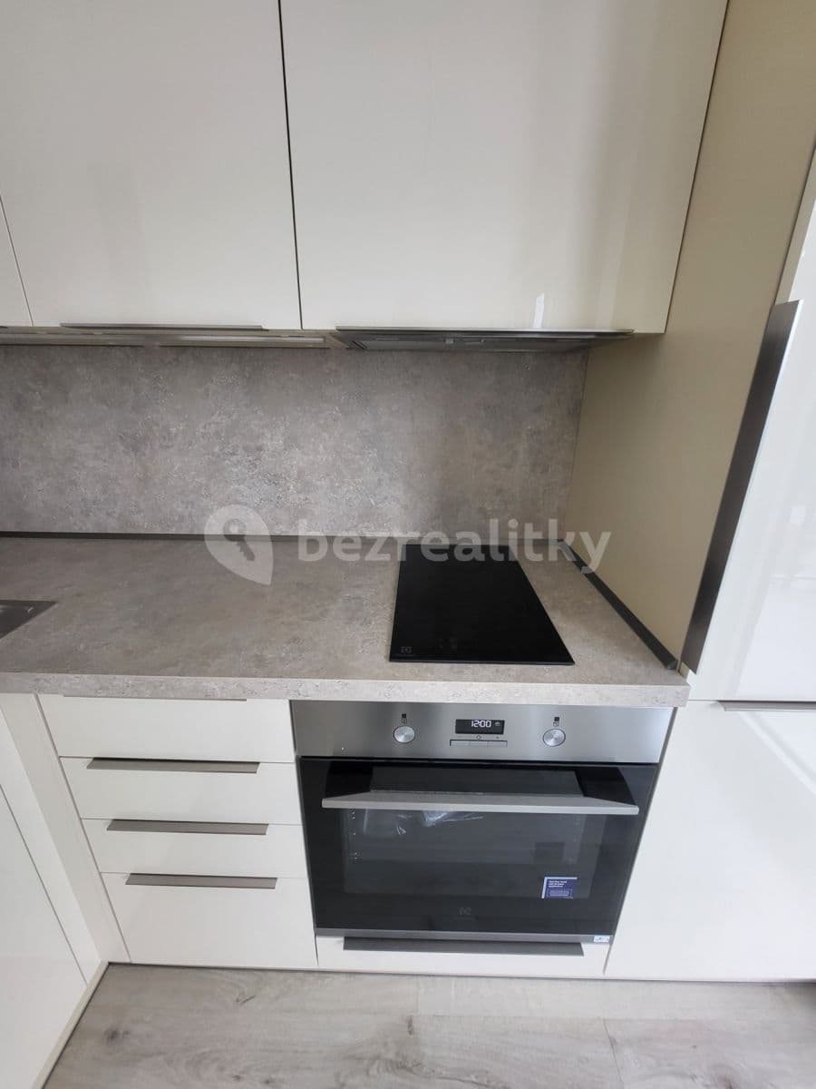 Prenájom bytu 1-izbový 33 m², Thomasova, Praha, Praha Prenájom bytu 1-izbový 33 m², Thomasova, Praha, Praha